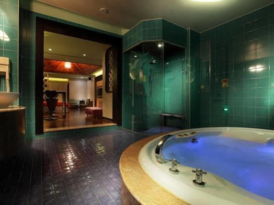 Royal Group Motel Wu Yin Branch Kaohsiung Luaran gambar